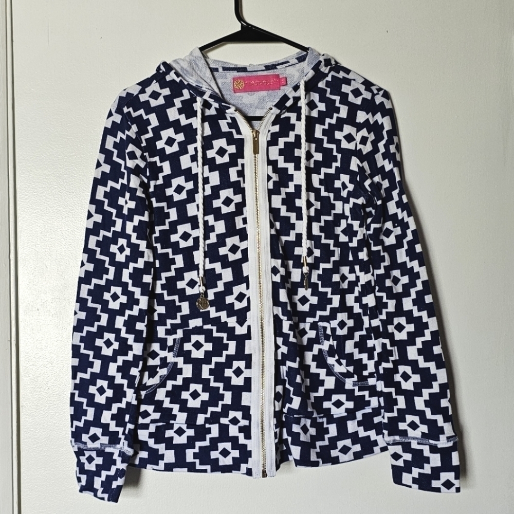 Macbeth Collection by Margaret Josephs blue and white print gold toned sweater